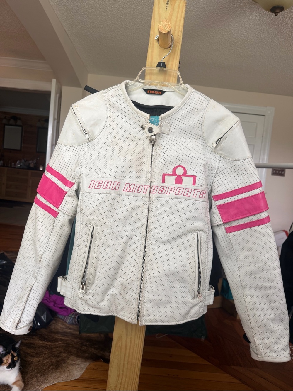 Icon Motorsports Women's White & Pink Leather Motorcycle Jacket, Medium